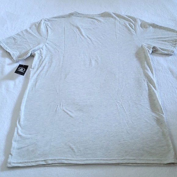 Volcom💎 Heather Grey "Optic"👁 Graphic Tee👕 - NWT - Picture 13 of 14
